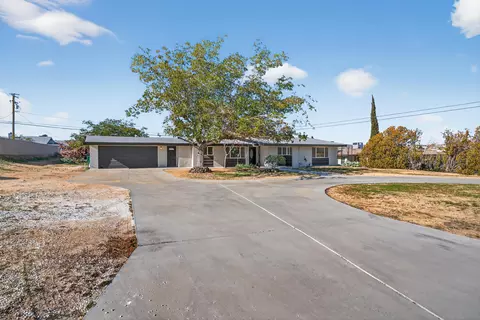 7504 Balsa Ave, Yucca Valley, CA 92284