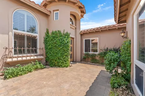 49360 W Mission Dr W, La Quinta, CA 92253