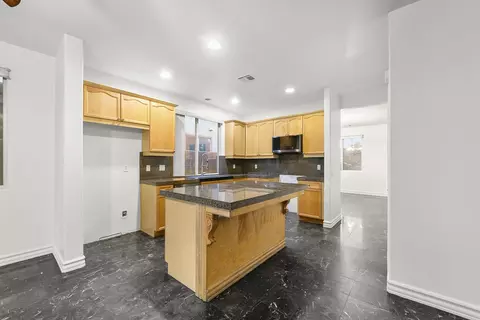 Kitchen - 48182 Keaton Way, Indio, CA 92201 photo 3 of 4