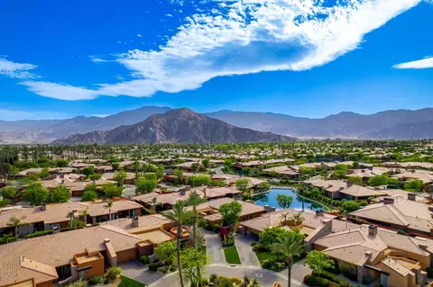 View/Area - 79965 De Sol A Sol, La Quinta, CA 92253 photo 3 of 4