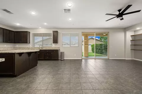 Living - 82750 Chaplin Ct, Indio, CA 92201 photo 2 of 7