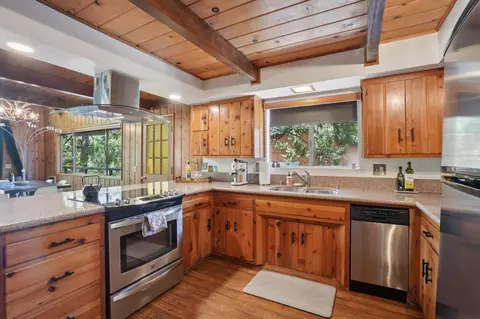 Kitchen - 54143 Linger Ln, Idyllwild, CA 92549 photo 8 of 8