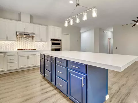 Kitchen - 82431 Arlene Dr, Indio, CA 92201 photo 8 of 9