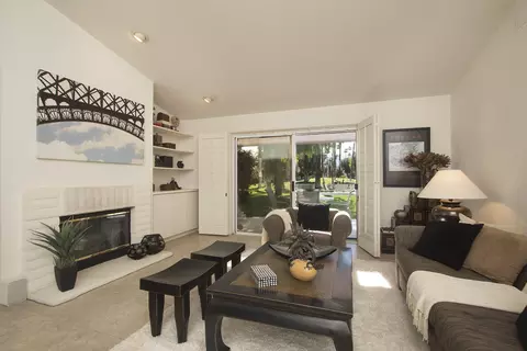 794 Montana Vista Dr, Palm Desert, CA 92211