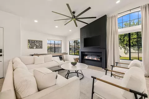 74560 Moss Rose Dr, Palm Desert, CA 92260