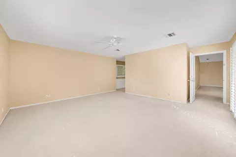 Bedroom - 79915 Bermuda Dunes Dr, Bermuda Dunes, CA 92203 photo 3 of 6
