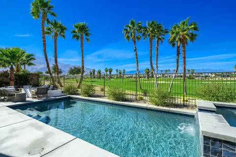 4401 Lumina Way, Palm Springs, CA 92262