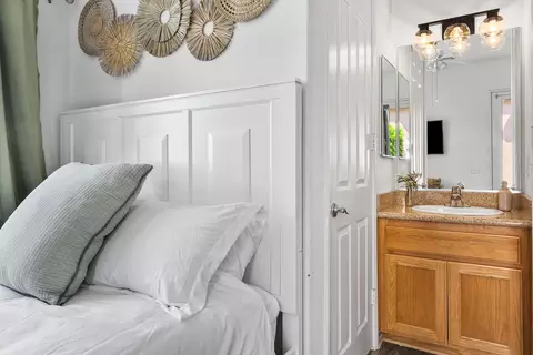 Bedroom - 82699 Barrymore St, Indio, CA 92201 photo 13 of 14