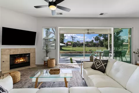 Living - 82699 Barrymore St, Indio, CA 92201 photo 2 of 6