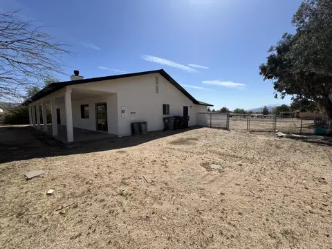 Exterior - 6623 Hanford Ave, Yucca Valley, CA 92284 photo 10 of 11