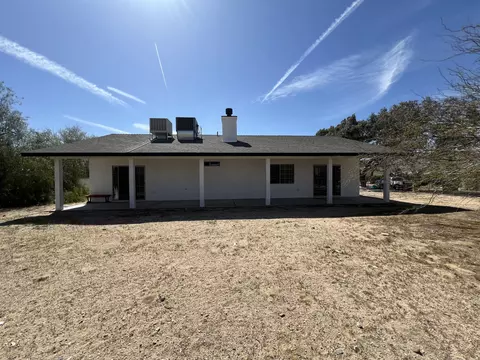 Exterior - 6623 Hanford Ave, Yucca Valley, CA 92284 photo 11 of 11