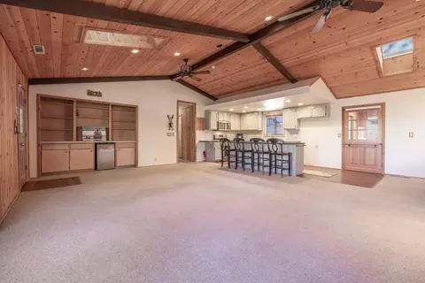 Living - 1411 Klamath Rd, Big Bear City, CA 92314 photo 2 of 3
