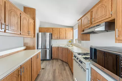 Kitchen - 2610 Dana Ave, Thermal, CA 92274 photo 1 of 1