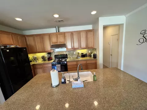 Kitchen - 82774 Matthau Dr, Indio, CA 92201 photo 2 of 6