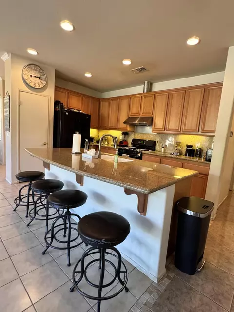 Kitchen - 82774 Matthau Dr, Indio, CA 92201 photo 5 of 6