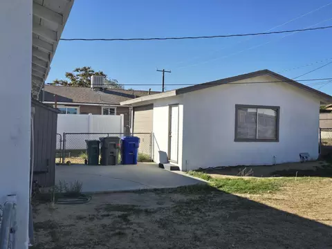 Exterior - 6414 Indio Ave, Yucca Valley, CA 92284 photo 2 of 6