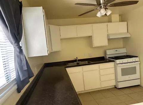 Kitchen - 6414 Indio Ave, Yucca Valley, CA 92284 photo 1 of 2