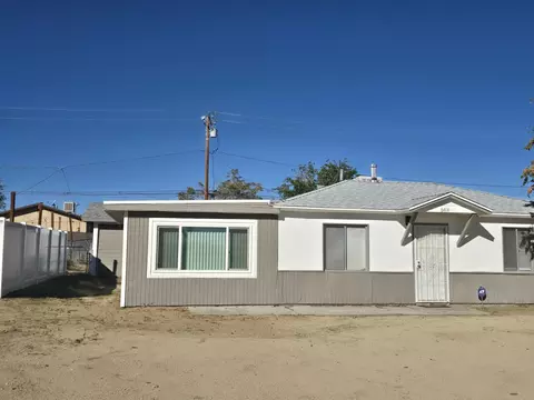 Exterior - 6414 Indio Ave, Yucca Valley, CA 92284 photo 1 of 6