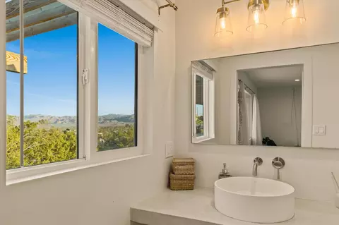 Bath - 3766 Burns Rd, Joshua Tree, CA 92252 photo 6 of 6