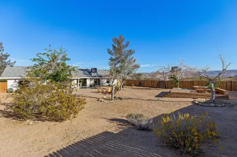 Exterior - 3766 Burns Rd, Joshua Tree, CA 92252 photo 7 of 13