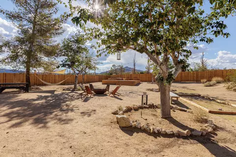 Exterior - 3766 Burns Rd, Joshua Tree, CA 92252 photo 5 of 13
