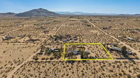 View/Area - 3766 Burns Rd, Joshua Tree, CA 92252 photo 1 of 3