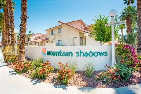 2010 Lawrence Crossley Rd, Palm Springs, CA 92264
