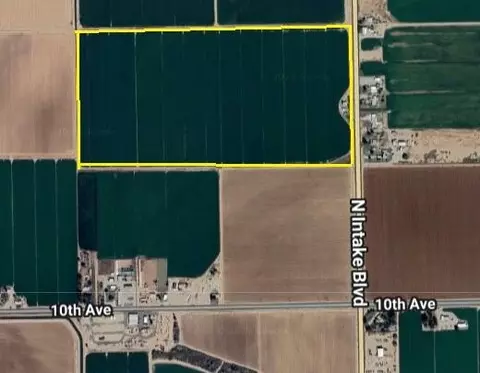 9165 N Intake Blvd, Blythe, CA 92225