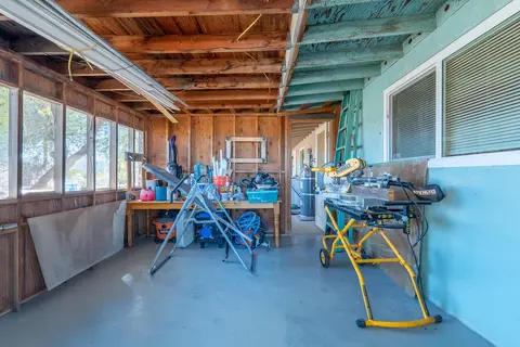 Exterior - 2338 Sand Ere Ave, Thermal, CA 92274 photo 8 of 9
