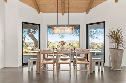 Dining - 60633 Pueblo Trl, Joshua Tree, CA 92252 photo 2 of 3