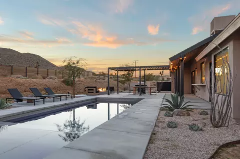 Exterior - 60633 Pueblo Trl, Joshua Tree, CA 92252 photo 5 of 17