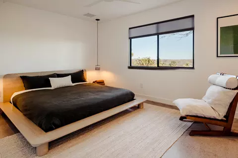 Bedroom - 60633 Pueblo Trl, Joshua Tree, CA 92252 photo 8 of 14