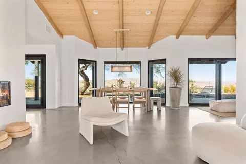 Dining - 60633 Pueblo Trl, Joshua Tree, CA 92252 photo 1 of 3