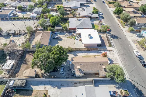 View/Area - 43780 W Circle Dr, Indio, CA 92201 photo 2 of 7