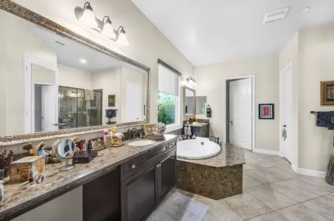 Bath - 81569 Corte Monteleon, Indio, CA 92203 photo 1 of 6