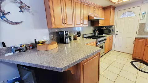 Kitchen - 82088 Cochran Dr, Indio, CA 92201 photo 3 of 6