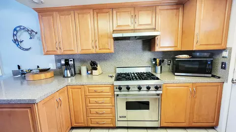 Kitchen - 82088 Cochran Dr, Indio, CA 92201 photo 1 of 6