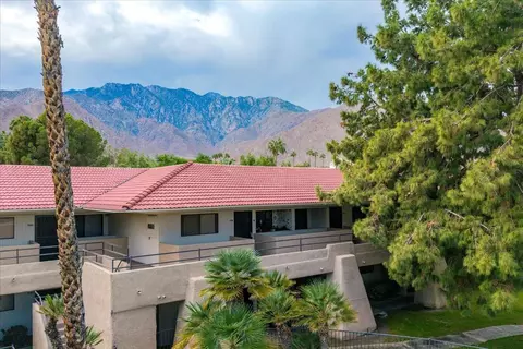 2812 N Auburn Ct, Palm Springs, CA 92262