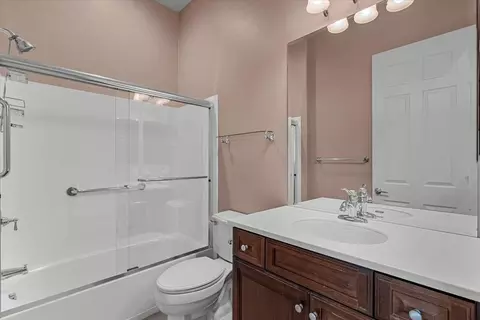 Bath - 81543 Avenida De Baile, Indio, CA 92203 photo 2 of 2