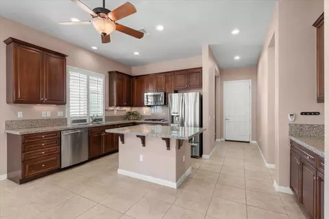 Entry Way - 81543 Avenida De Baile, Indio, CA 92203 photo 2 of 2