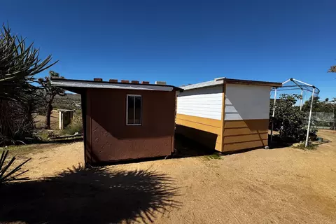 56606 Skyline Ranch Rd, Yucca Valley, CA 92284 photo 14
