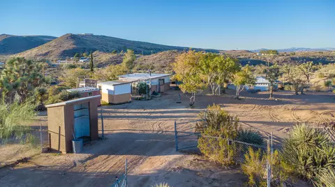 56606 Skyline Ranch Rd, Yucca Valley, CA 92284 photo 11