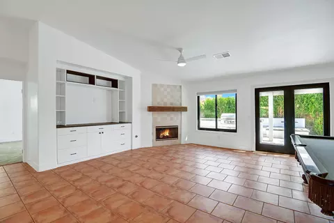 Living - 48192 Panorama Ave, Indio, CA 92201 photo 2 of 3