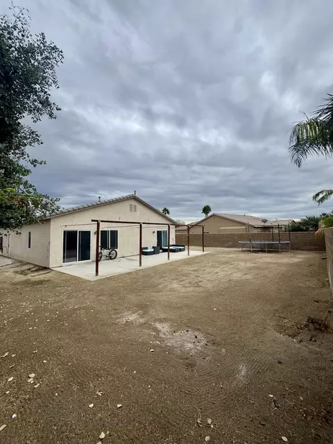 Exterior - 40567 Broadmoor Dr, Indio, CA 92203 photo 3 of 5