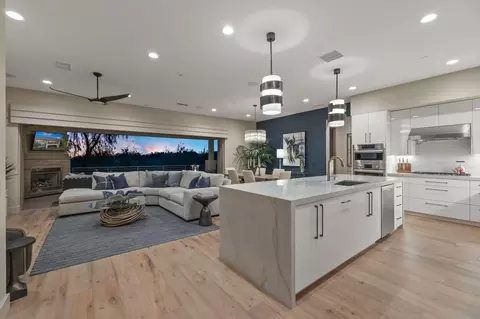 703 Retreat Cir, Palm Desert, CA 92260
