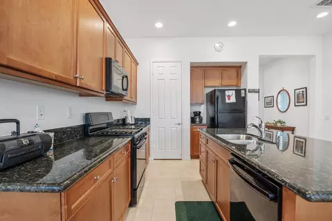 Kitchen - 85491 Adria Dr, Indio, CA 92203 photo 3 of 3