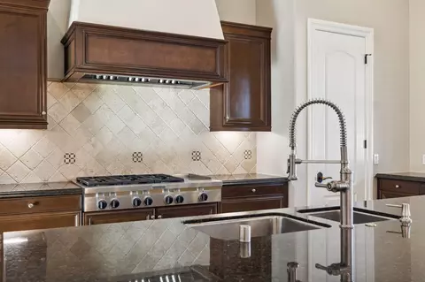 Kitchen - 49128 Montpelier Dr, Indio, CA 92201 photo 5 of 5