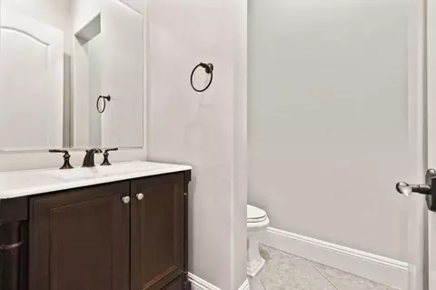 Bath - 49128 Montpelier Dr, Indio, CA 92201 photo 5 of 5