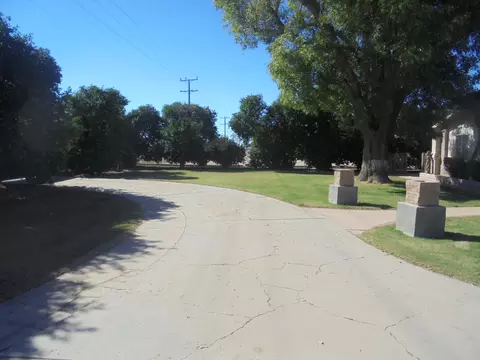 Exterior - 2265 E Chanslor Way, Blythe, CA 92225 photo 9 of 18