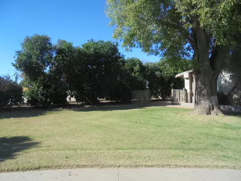 Exterior - 2265 E Chanslor Way, Blythe, CA 92225 photo 6 of 18